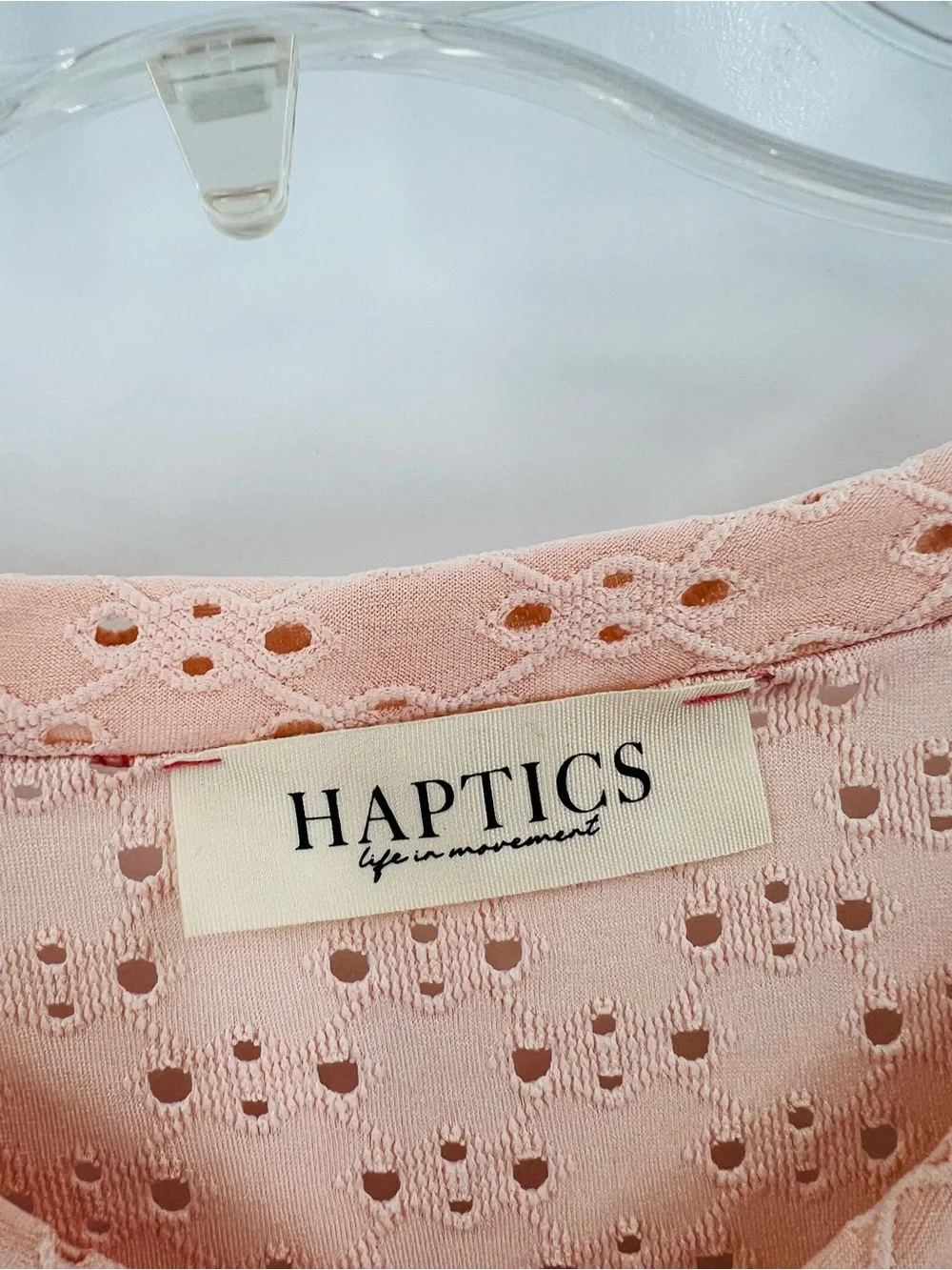 HAPTICS Boho Colorblock Eyelet Stripe Top Peach Cream M New in Bag - Picture 10 of 15